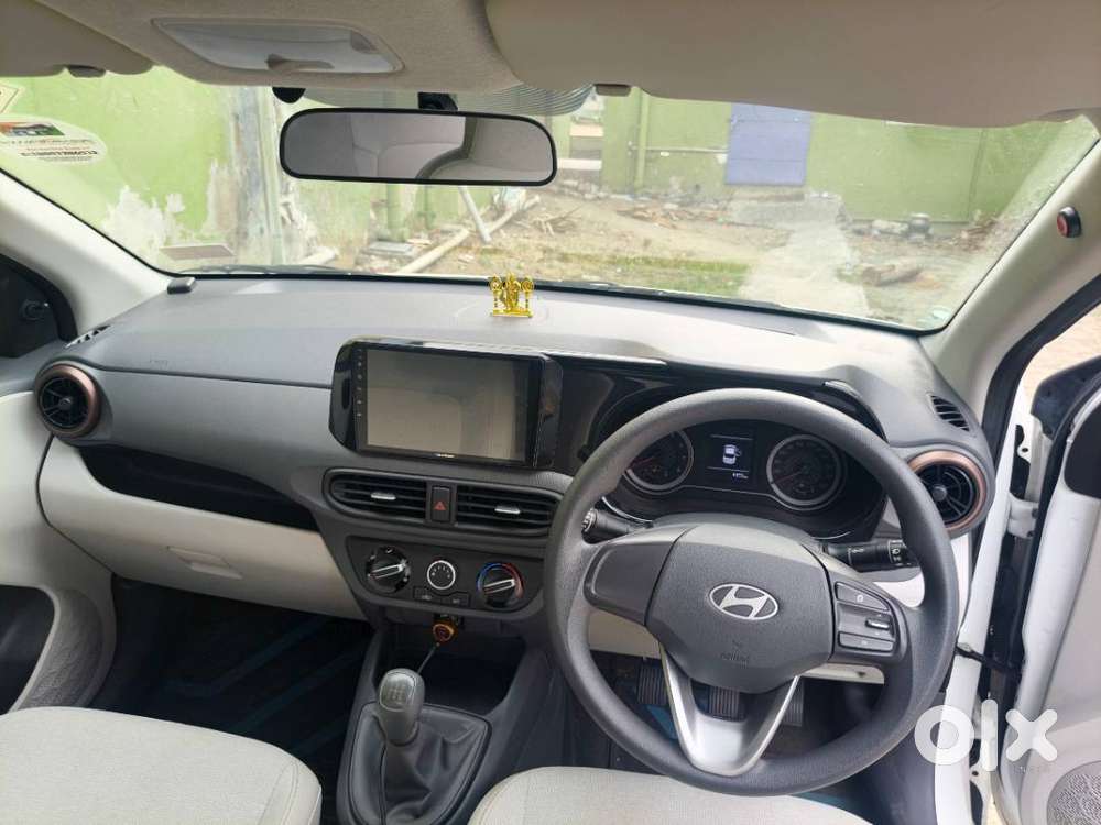 Hyundai Aura E Petrol+cng