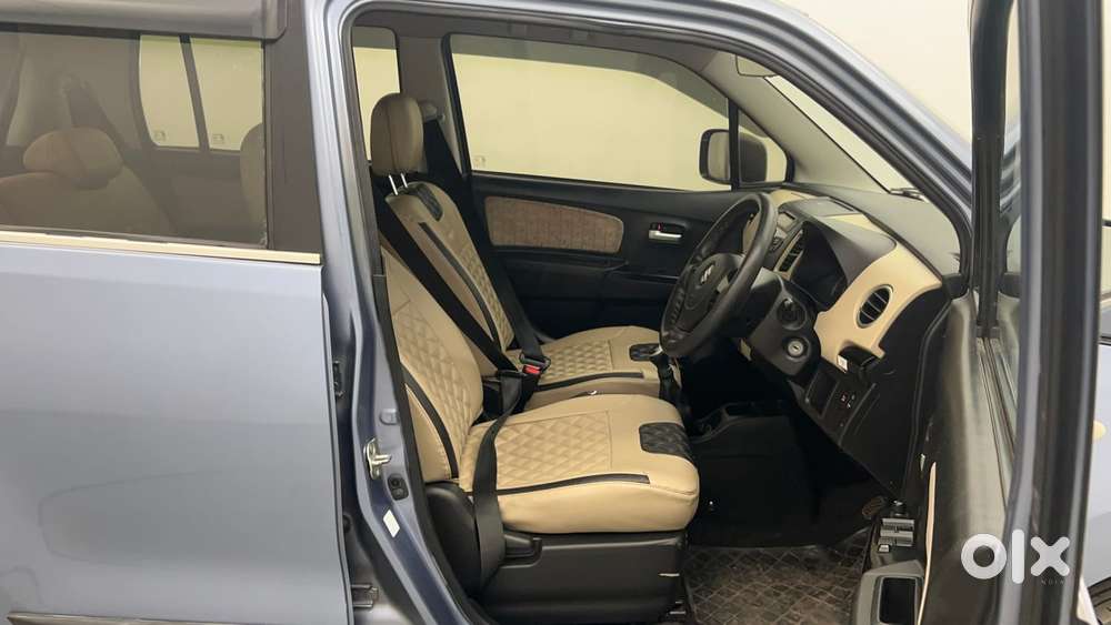 Maruti Suzuki Wagon R Vxi Amt, 2017, Petrol