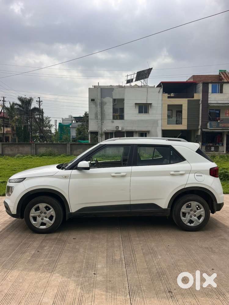 Hyundai Venue Diesel 2021