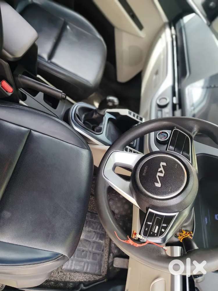 Kia Carens 2023 Model Imt