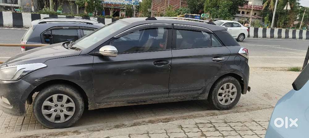 Hyundai I20 2017 Petrol 126000 Km Driven
