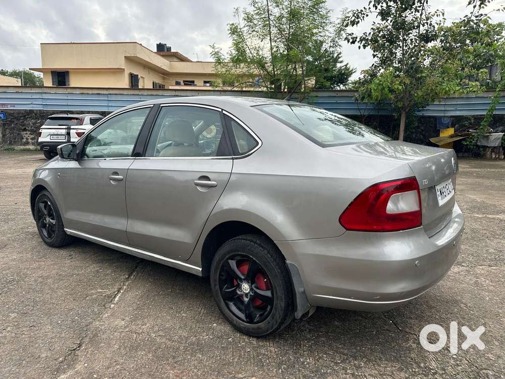 Skoda Rapid 2011-2013 Ultima 1.6 Tdi Ambition Plus, 2012, Diesel
