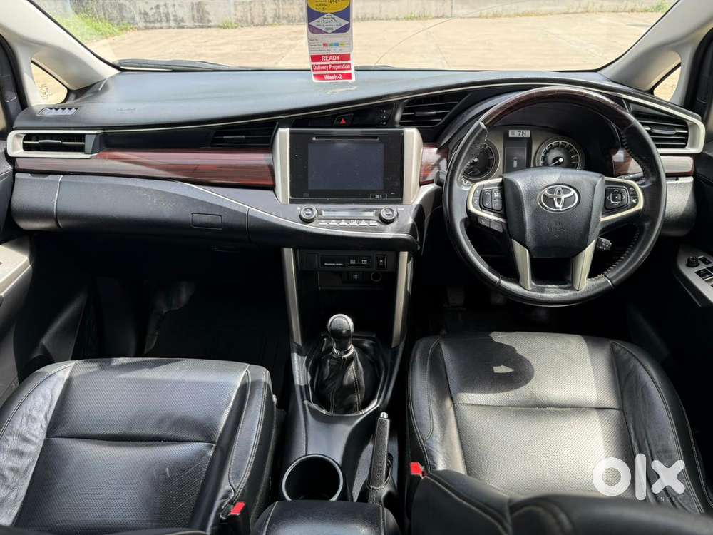 Toyota Innova Crysta