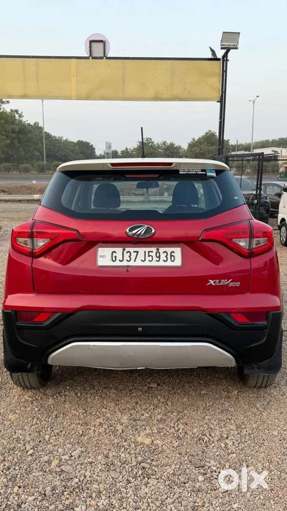 Mahindra Xuv300 W4, 2022, Petrol