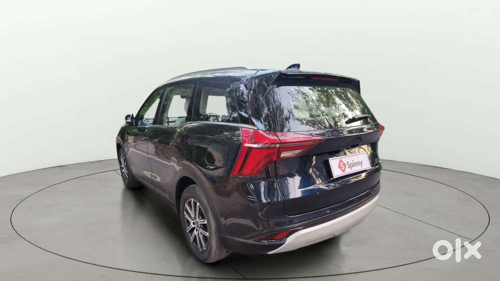 Mahindra Xuv700 2.2 Ax 7 Diesel At Luxury Pack Str Awd, 2022, Diesel