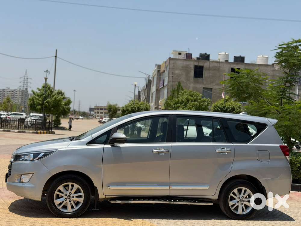 Toyota Innova Crysta 2.4 Gx Mt 8s, 2019, Diesel