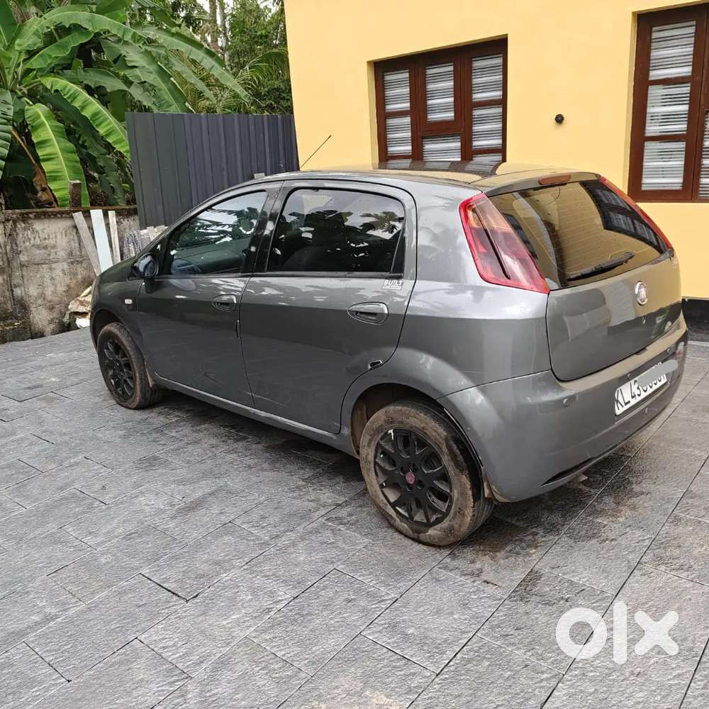 Fiat  Punto  Emotion 2010 Diesel Gray Colour