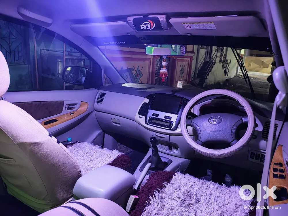 Toyota Innova Diesel 2011