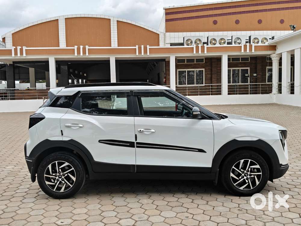 Mahindra Xuv 3xo Ax7l Petrol Mt, 2024, Petrol