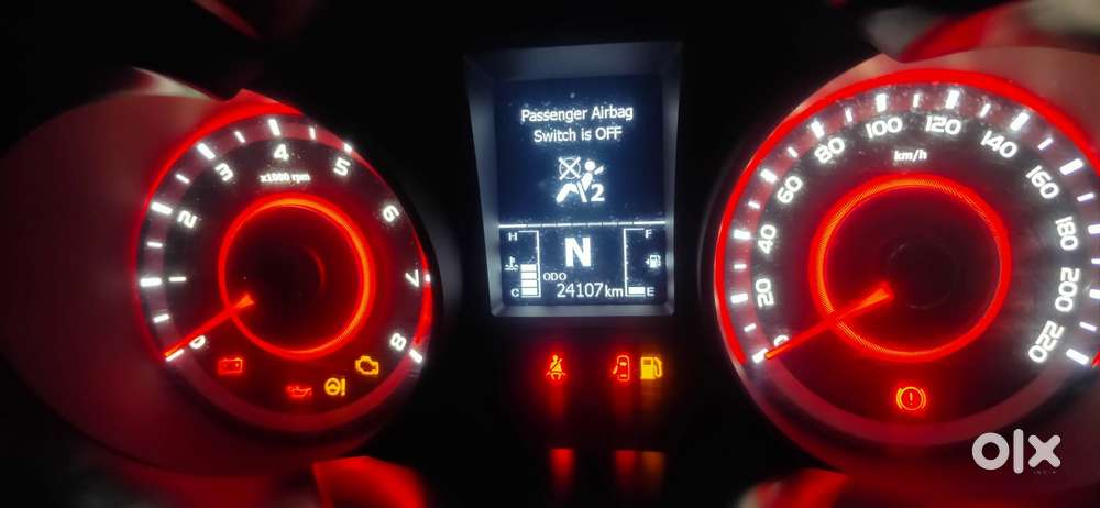 Mahindra Xuv300 1.2 W6 Amt Petrol, 2023, Petrol