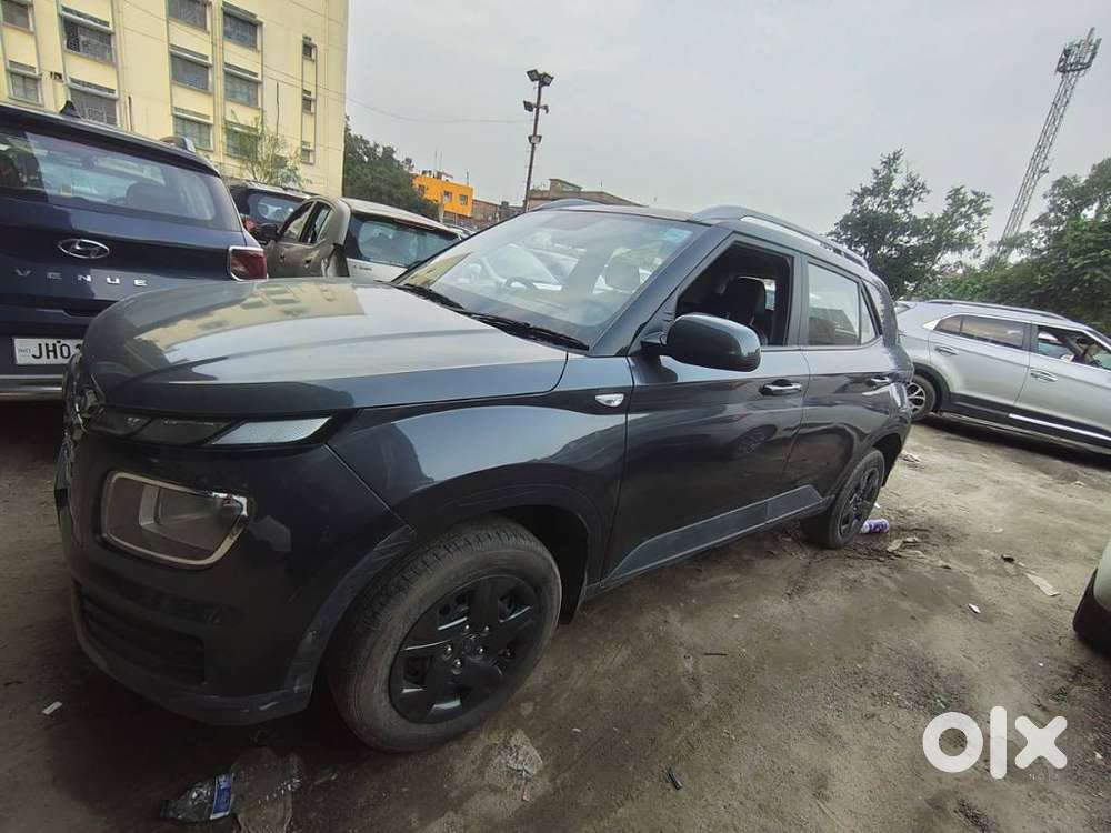 Hyundai Venue S Mt 1.2 Kappa, 2023, Petrol