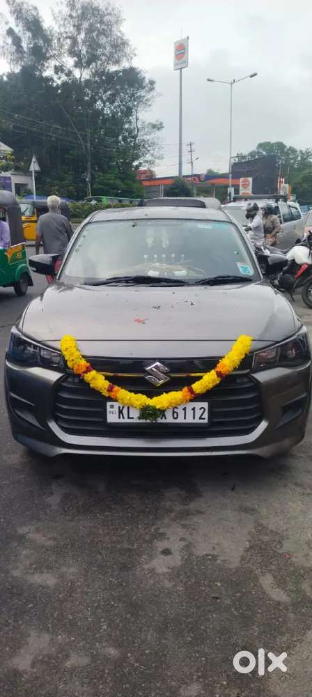 Maruti Suzuki Dzire 2024  December  Reverse Camera   Company Service