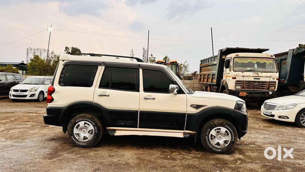 Mahindra Scorpio S3, 2018, Diesel