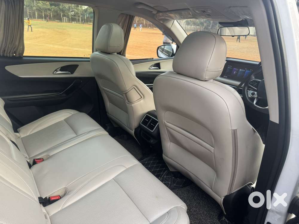Mahindra Xuv700 2.2 Ax 7 Diesel At Luxury Pack Str, 2023, Diesel