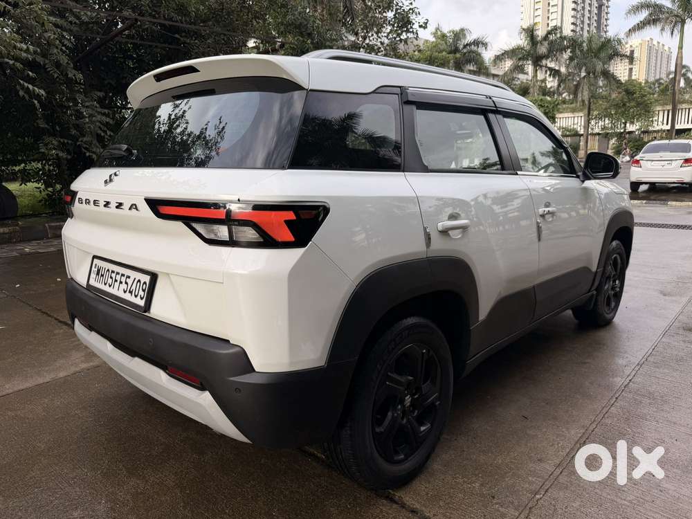 Maruti Suzuki Brezza 1.5 Zxi Cng, 2023, Cng & Hybrids
