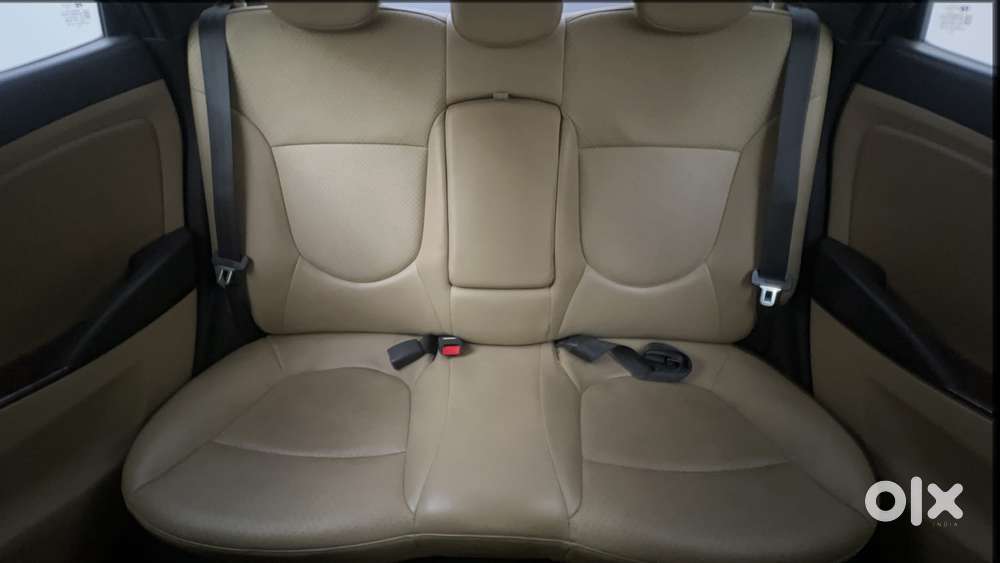 Hyundai Verna Fluidic 1.6 Vtvt Sx Opt, 2012, Petrol