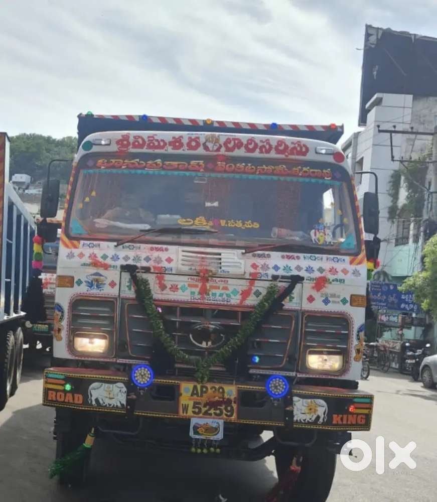 Tata 2518 10wheel tipper