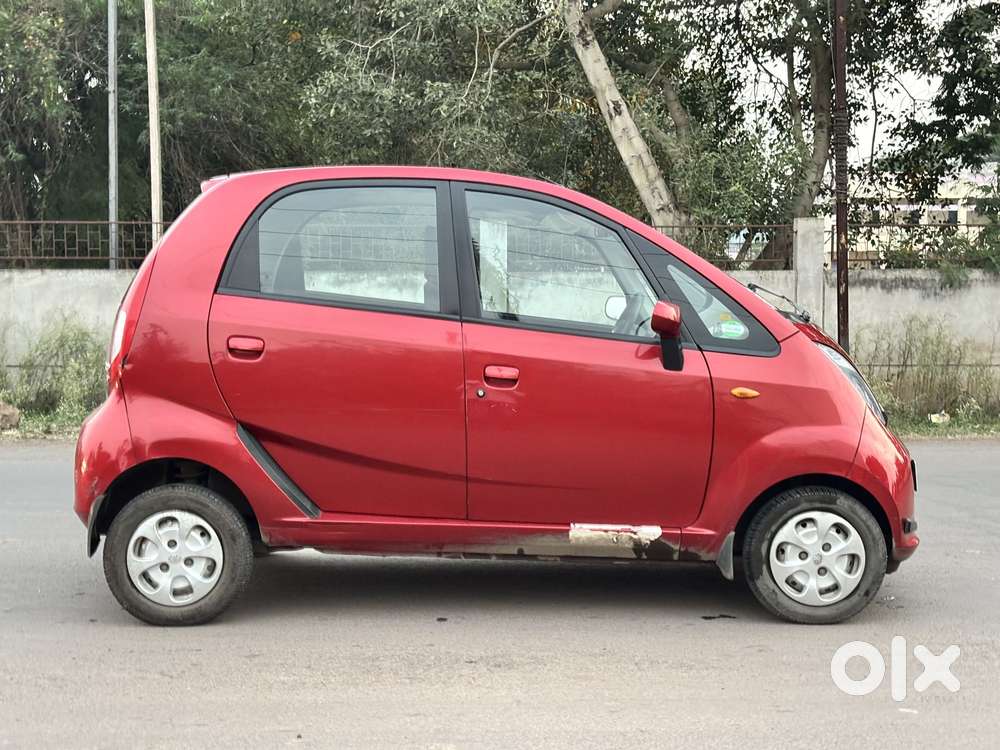 Tata Nano Genx Xta, 2015, Petrol