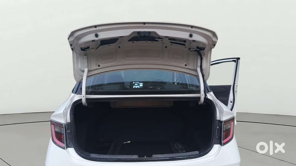 Hyundai Aura Sx 1.2 Petrol, 2020, Petrol