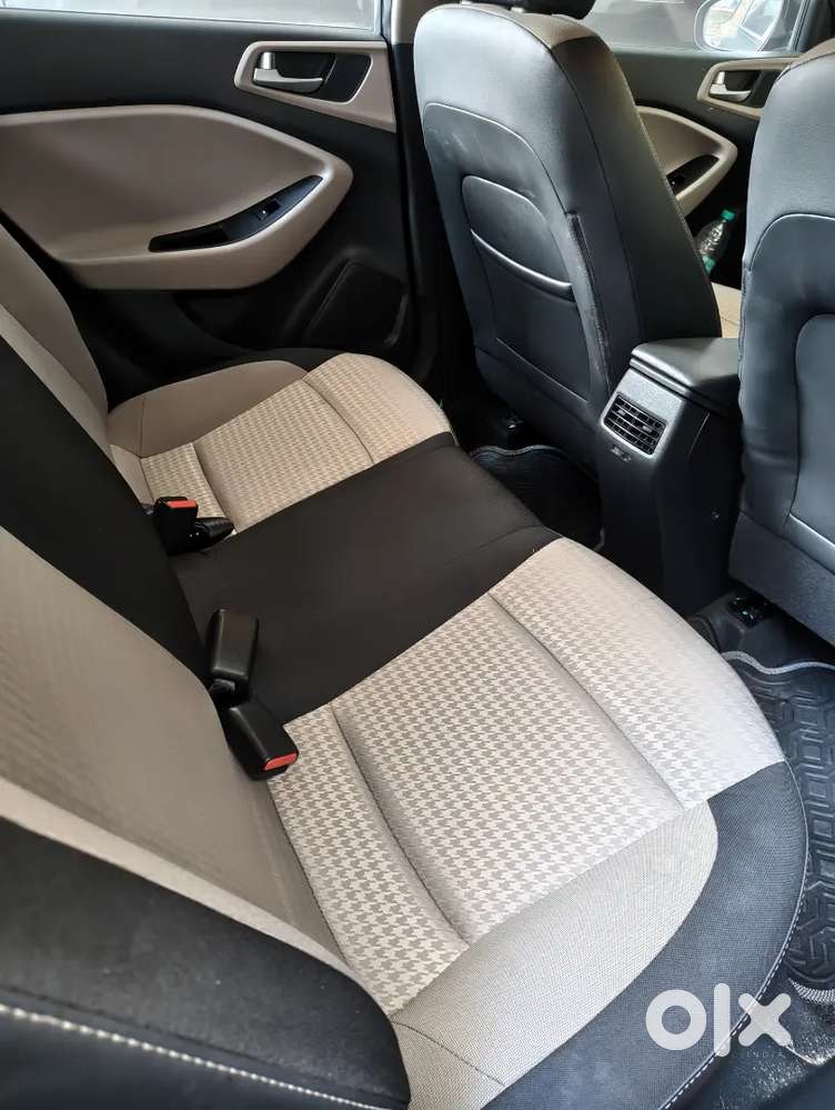 Hyundai I20 Sportz Plus 2019 Dual Tone
