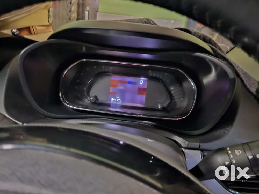 Tata Nexon Diesel नई जैसी