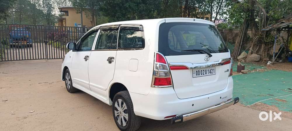Toyota Innova 2.5 G (diesel) 8 Seater, 2015, Diesel