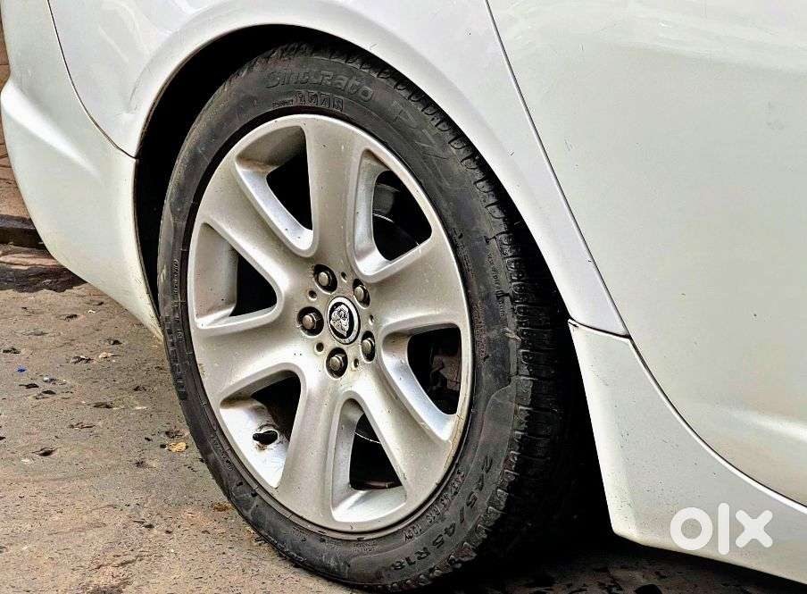 Jaguar Xf Petrol R V8, 2011, Petrol