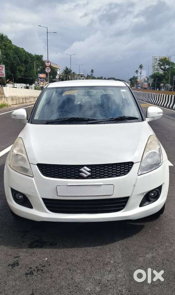 Maruti Suzuki Swift Vxi, 2013, Petrol