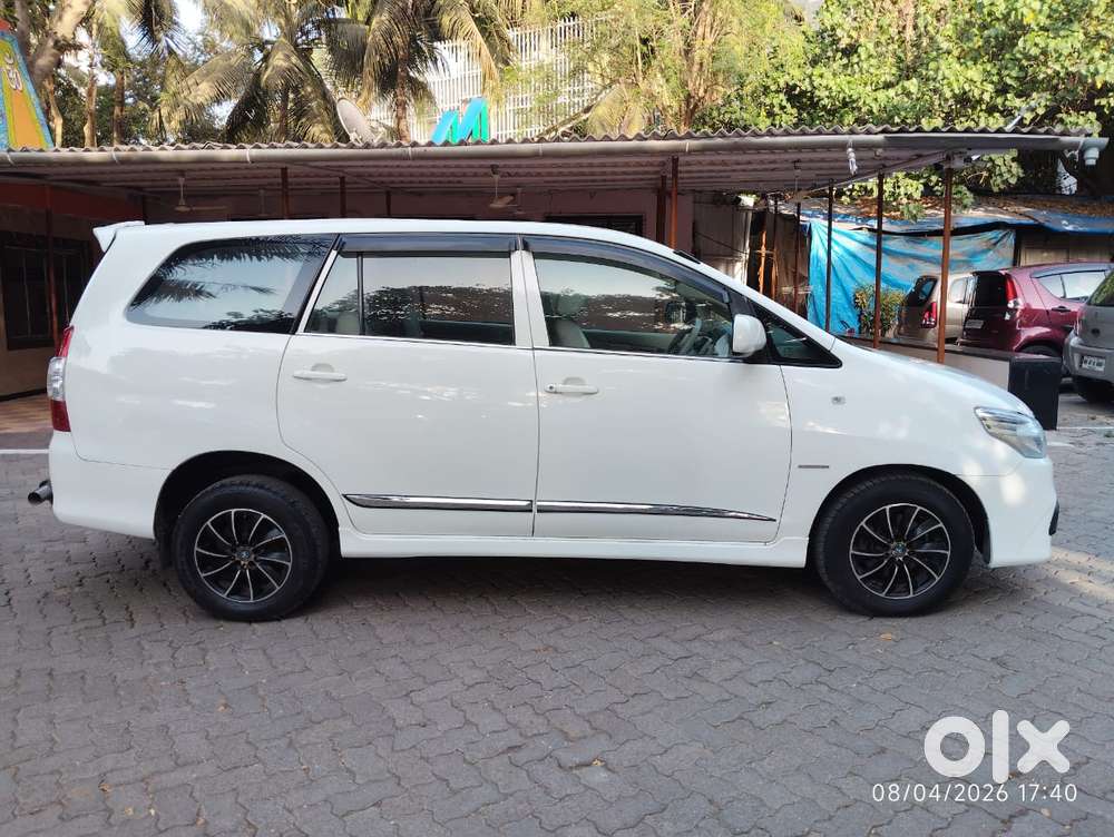 Toyota Innova 2.5 G (diesel) 8 Seater, 2012, Diesel