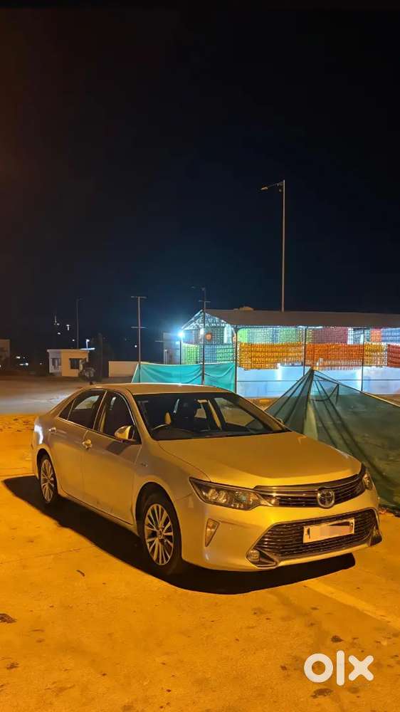 Toyota Camry 2018 Petrol Hybrid 55000 Km Driven Single Owner