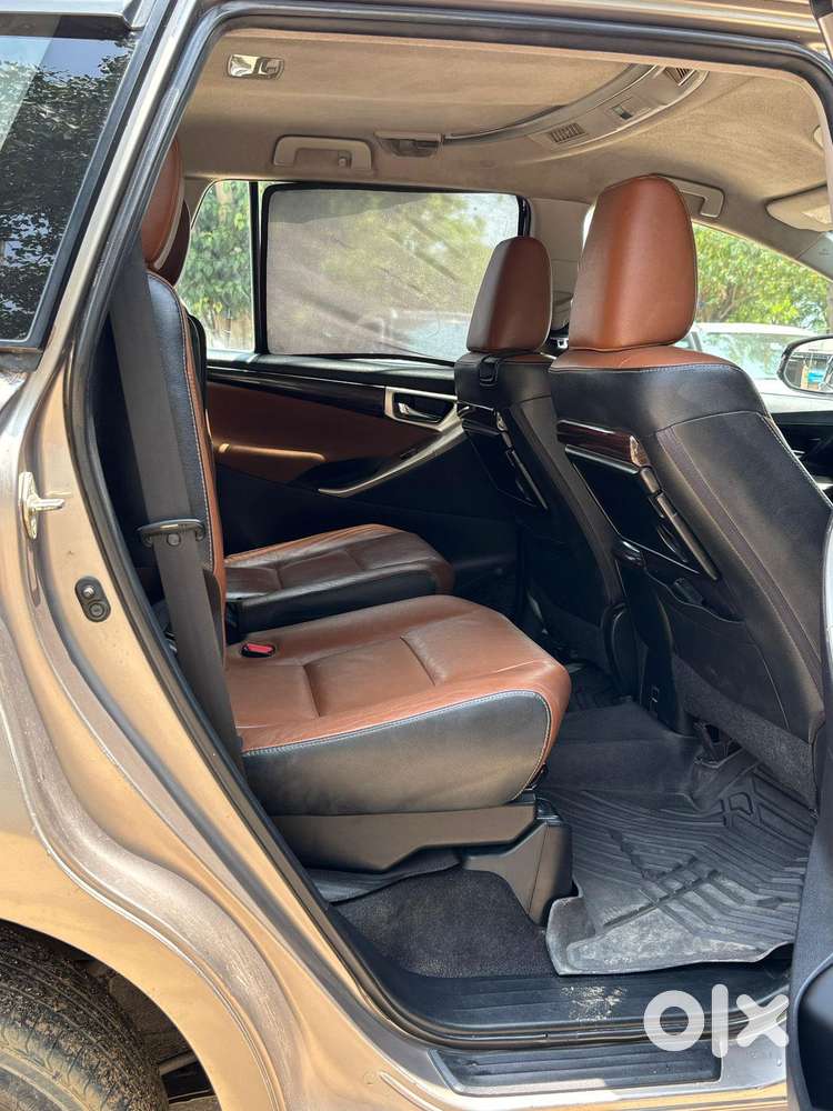 Toyota Innova Crysta 2.4 Z 7 Str, 2017, Diesel