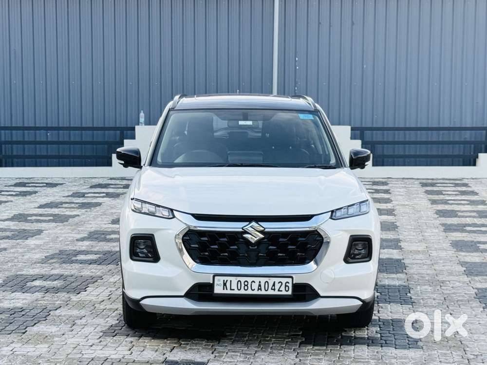 Maruti Suzuki Grand Vitara 1.5 Alpha Smart Hybrid Dual Tone, 2023, P..