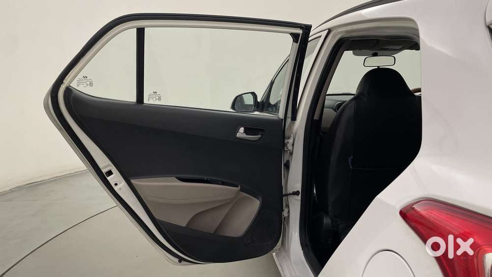 Hyundai Grand I10 1.2 Kappa Asta At Vtvt, 2015, Petrol