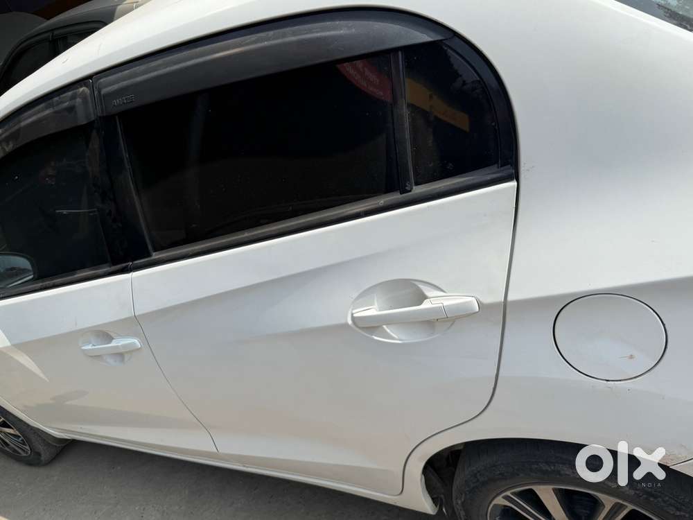Honda Amaze Petrol 2015