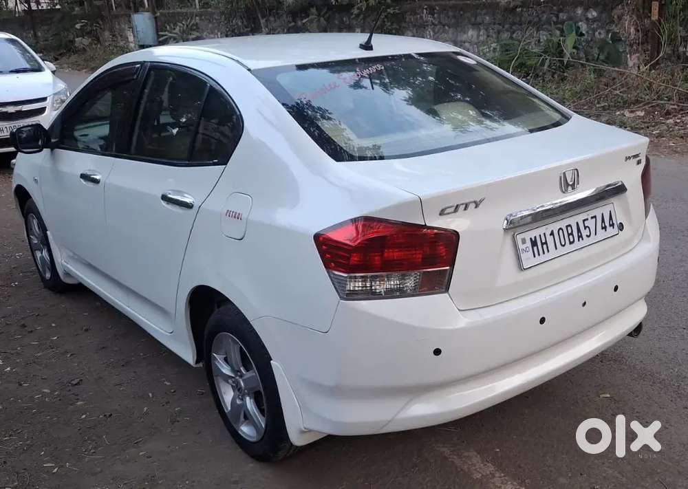 Honda City V Mt 2011
