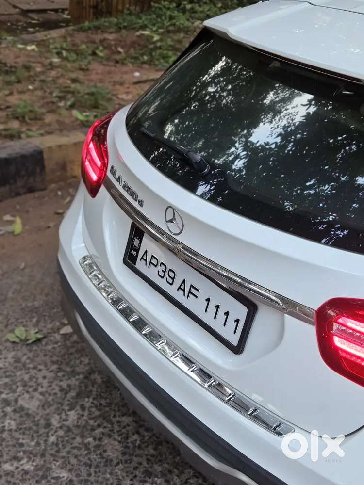 2018 Mercedes-benz Gla 200d  38,000 Km  Showroom Maintained