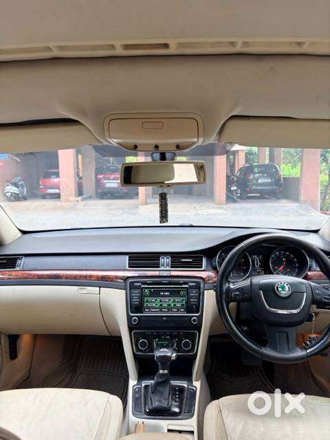 Skoda Superb 1.8 Tsi At