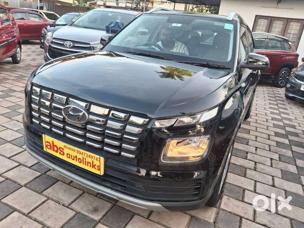 Hyundai Venue S 1.2 Petrol, 2022, Petrol