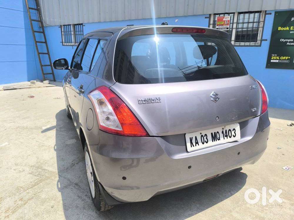 Maruti Suzuki Swift Vxi 1.2 Abs Bs-iv, 2012, Petrol
