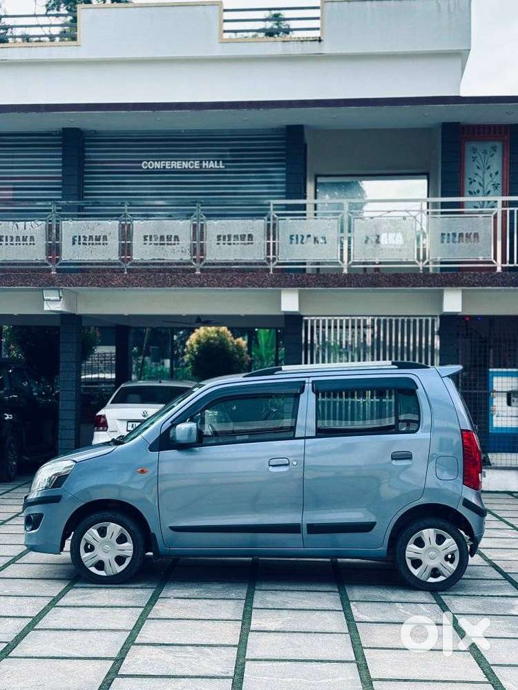 Maruti Suzuki Wagon R Vxi Amt1.2, 2016, Petrol