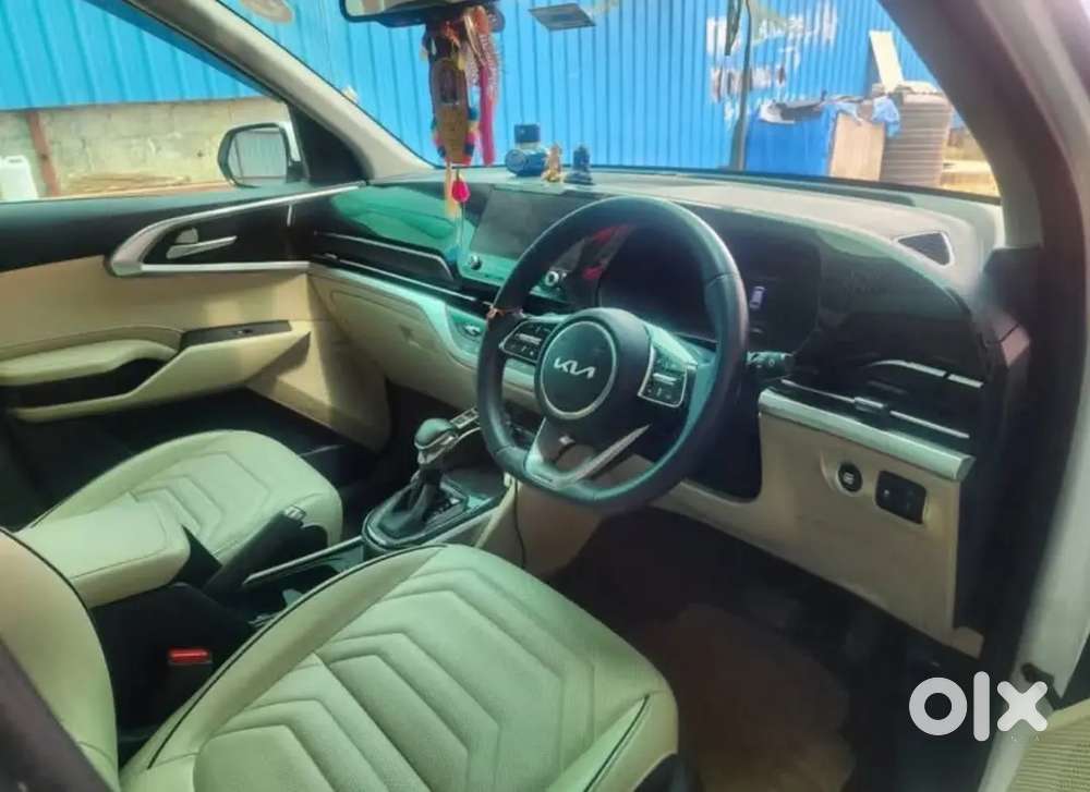 Kia Carens Luxury Diesel 2022 Model