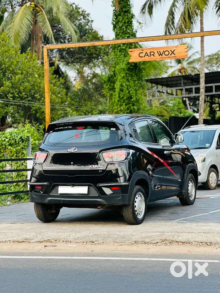 Mahindra Kuv 100 2017