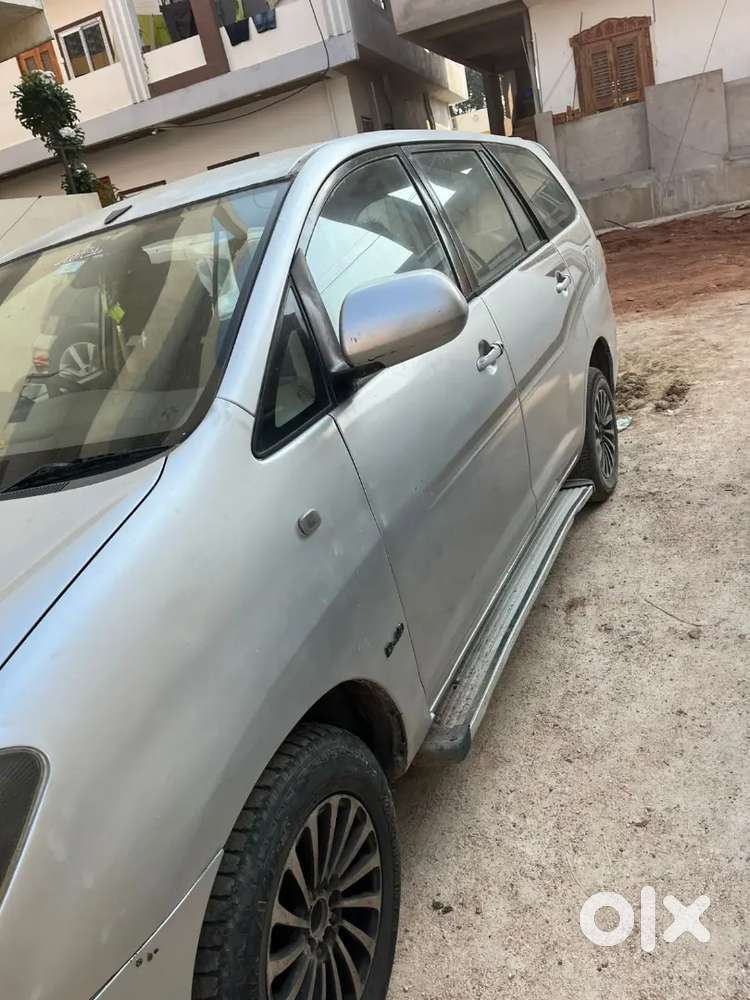 Toyota Innova 2005 Diesel Well Maintained