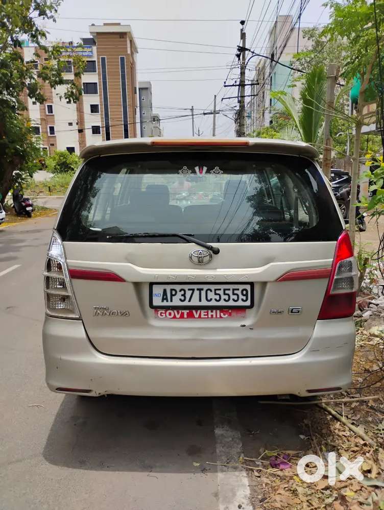 Toyota Innova 2013