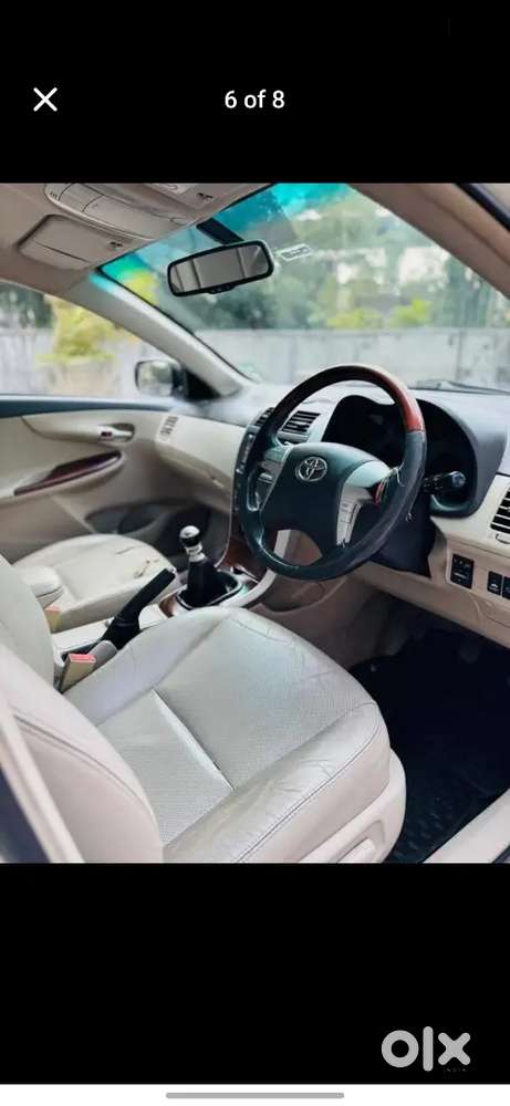 Toyota Corolla Altis 2012