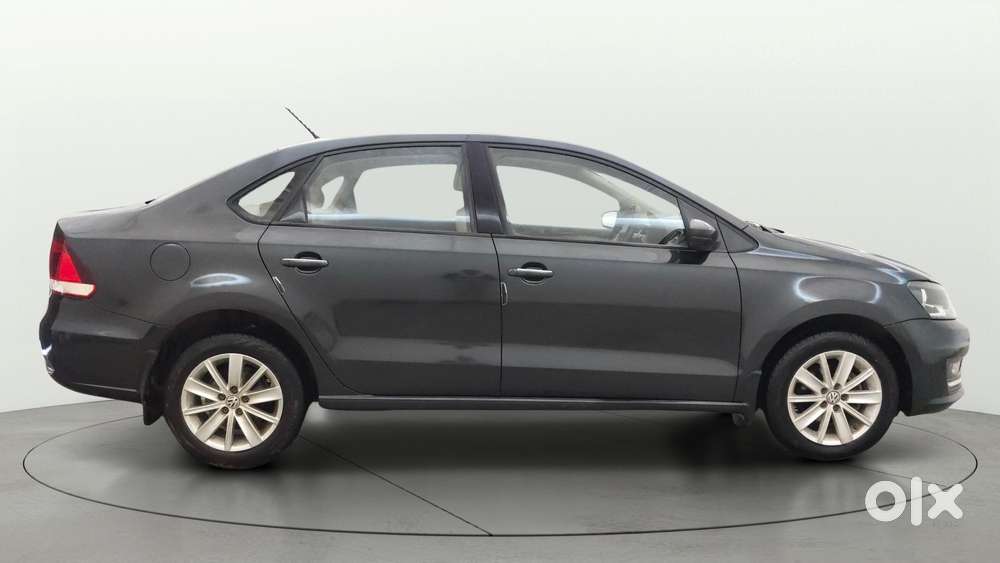 Volkswagen Vento 1.6 Highline, 2016, Petrol