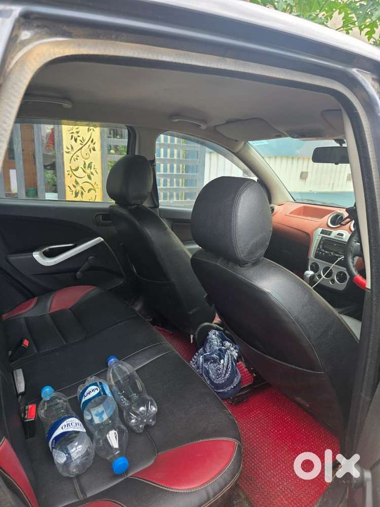 Ford Figo Petrol 2010