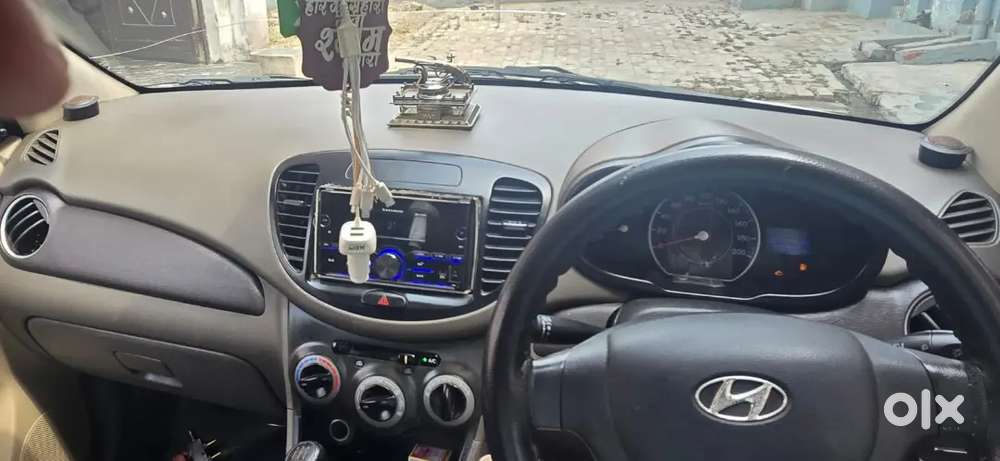 Hyundai I10 2016 Manual 80000 Km Driven