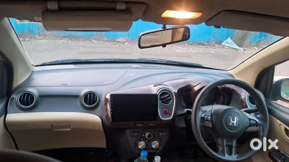 Honda Mobilio Top  2015 7 Seater Car