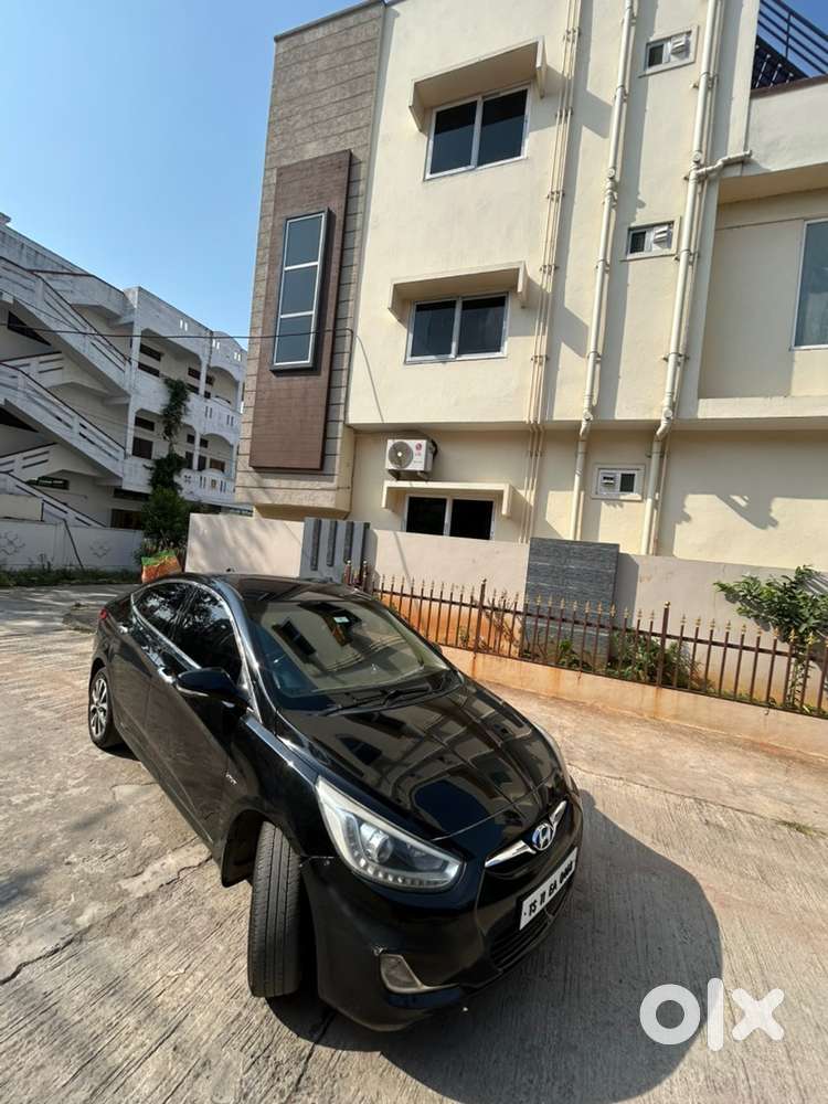 Hyundai Fluidic Verna 2014